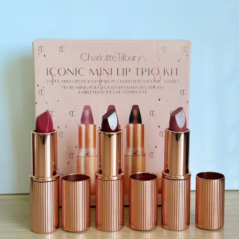 Hot Sales Charlotte Soft Heart Double Color Powder Blusher Color Plate Easy To Apply Lasting Coloring Natural Tilbury Cosmetics